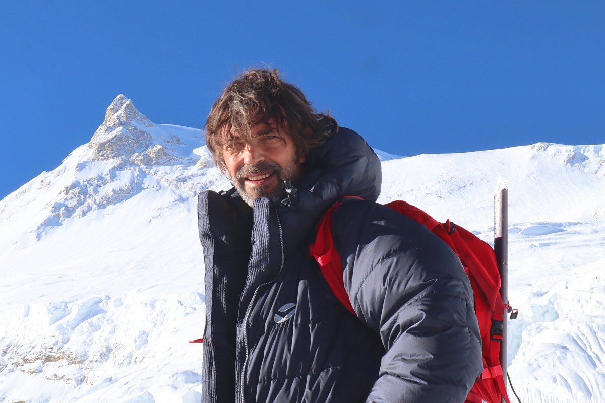 Pour Eric Bonnem (Secret Planet) : « La notion de « compensation » est au mieux un leurre, au pire un mensonge. En nous engageant dans une réduction massive de nos émissions carbone tout en assumant notre responsabilité économique et sociale, en France et dans le monde, nous nous engageons dans une véritable expédition… » - Photo Pascal Pompei Pour Eric Bonnem (Secret Planet) : « La notion de « compensation » est au mieux un leurre, au pire un mensonge. En nous engageant dans une réduction massive de nos émissions carbone tout en assumant notre responsabilité économique et sociale, en France et dans le monde, nous nous engageons dans une véritable expédition… » - Photo Pascal Pompei