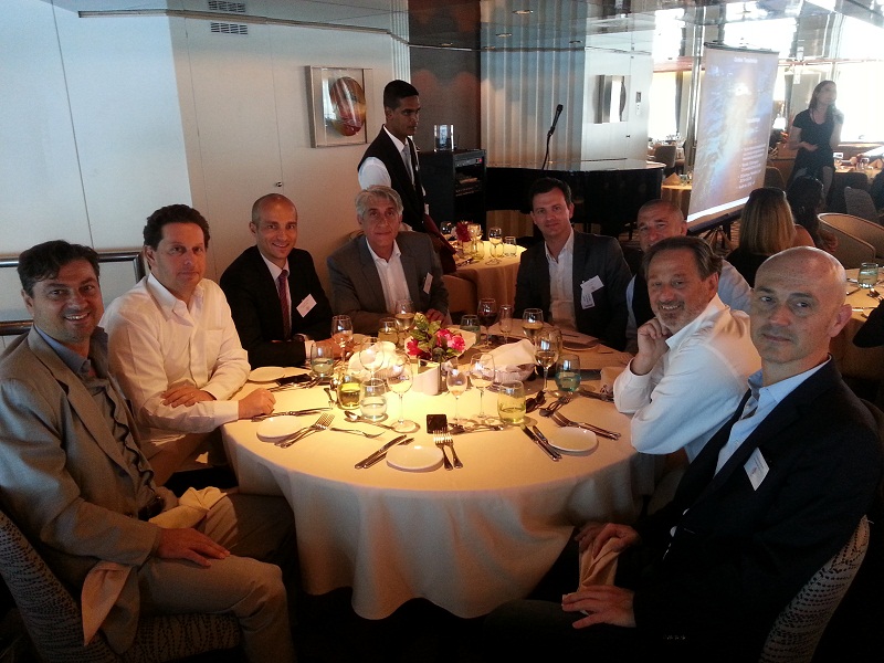 Thomas Desplanques, Directeur de l'IFTM, entouré de partenaires et d'invités au déjeuner organisé à bord du Zenith, samedi 17 mai 2014; à Marseille - Photo DR