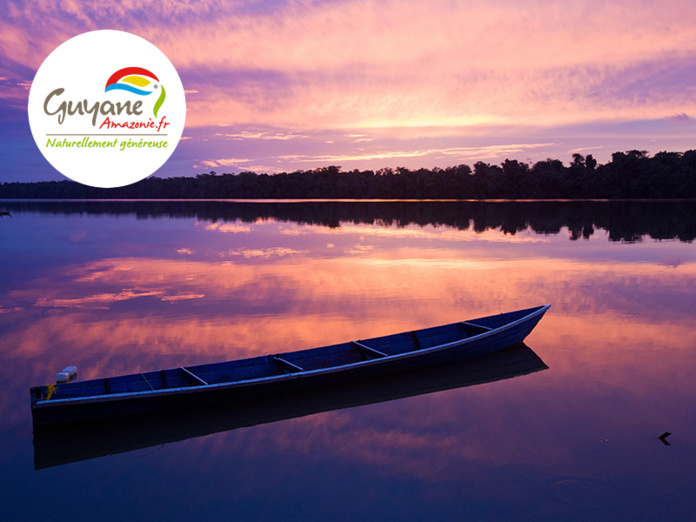 © NQuendez ctguyane - Rêverie sur les rives du fleuve Maroni