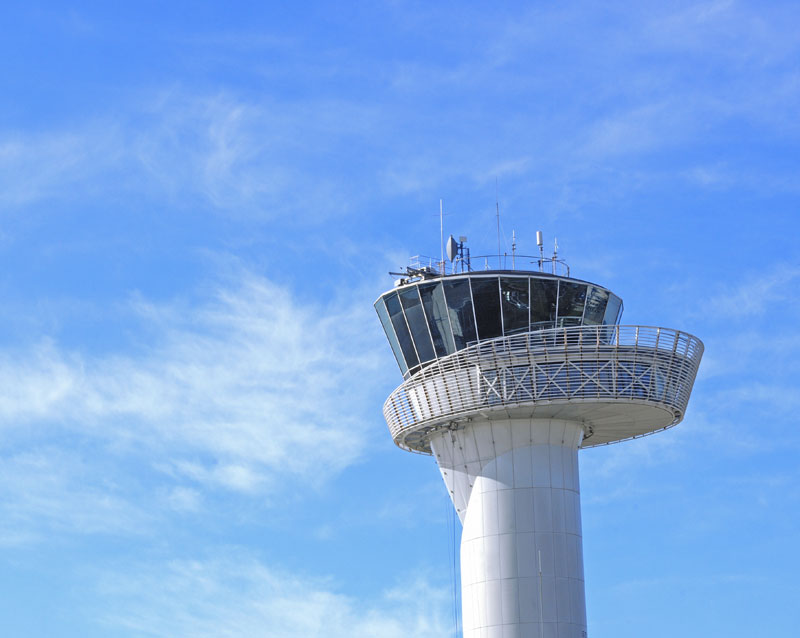 Malgré la levée du prévis du syndicat SNCTA, des perturbations sont à prévoir dans le ciel mardi 24 juin 2014. © romaneau - Fotolia.com