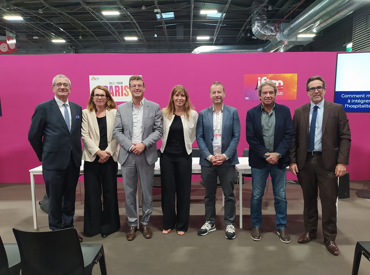 Les membres de l'association Top French Hospitality and Tourism Schools à l'occasion de l'IFTM Top Resa - DR