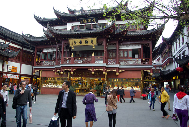 Shanghai est une mégapole de contrastes séculaires, à l’image du pays tout entier - DR : J-F.R.