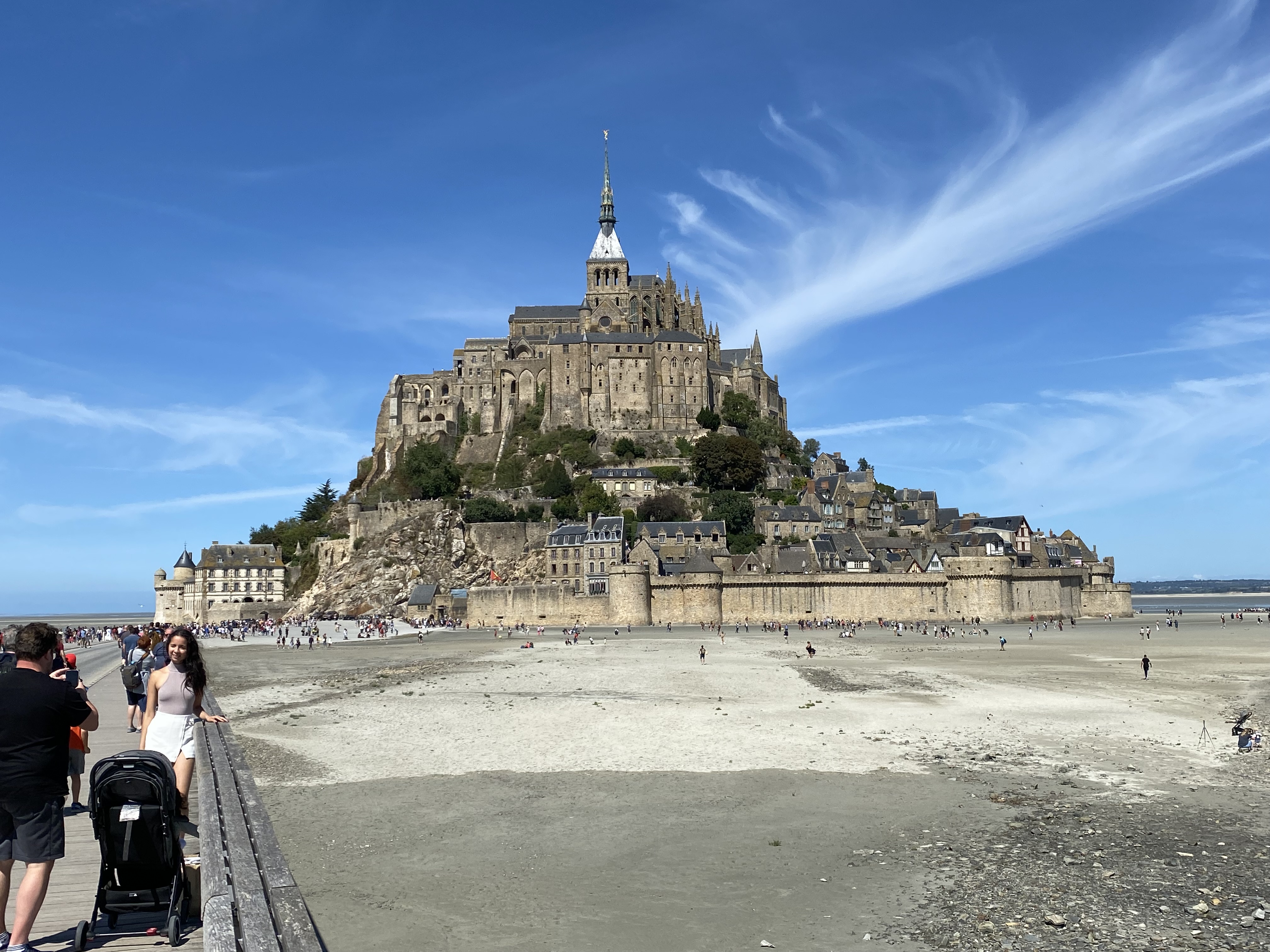 L'église abbatiale du Mont Saint-Michel fêtera ses 1000 ans l'an prochain (©BC)