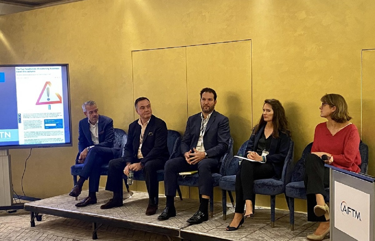 La reprise des grands comptes timides, les PME suscitent un regain d'intérêt pour l'écosystème du voyage d'affaires. Dans "l'oeil de l'AFTM", les partenaires de l'association ont pu donner leur point de vue. La reprise des grands comptes timides, les PME suscitent un regain d'intérêt pour l'écosystème du voyage d'affaires. Dans "l'oeil de l'AFTM", les partenaires de l'association ont pu donner leur point de vue.