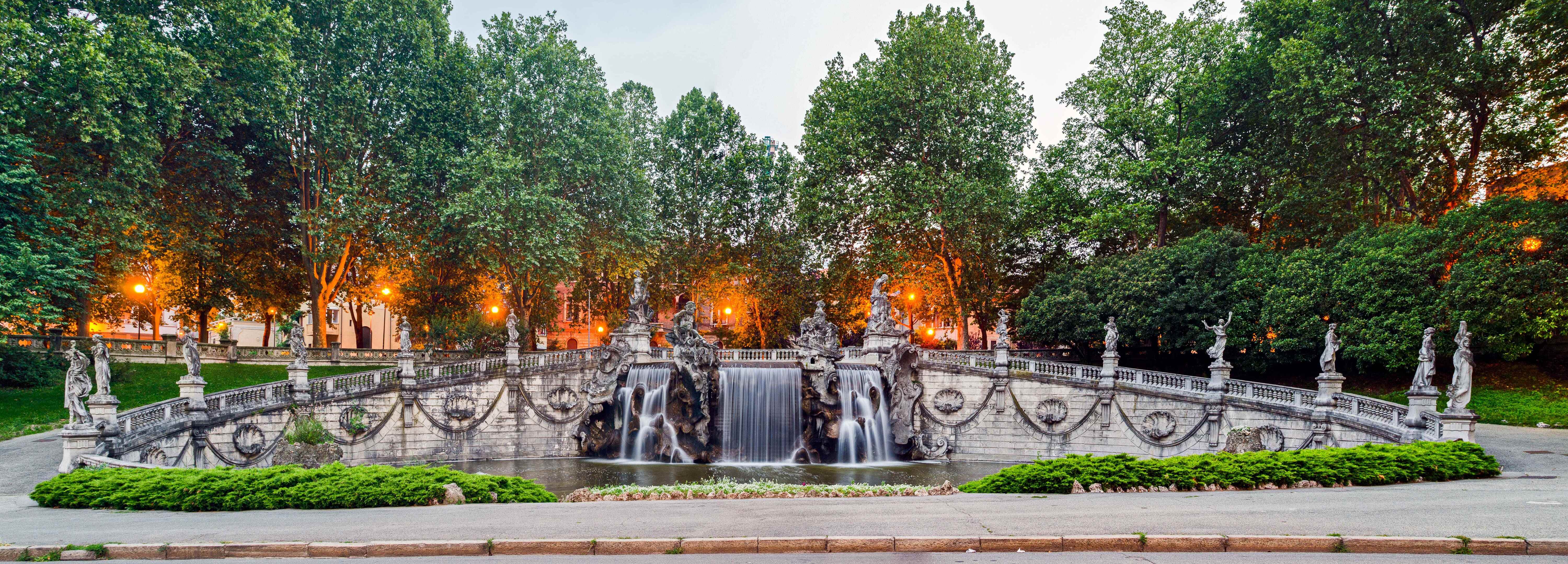 Turin (Torino), Fontaine des douze mois dans le parc Valentino © Marco Saracco - stock.adobe.com