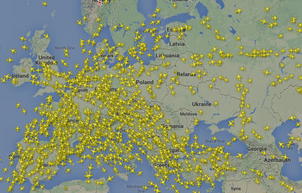 Planes are leaving the Ukrainian air space, as illustrated on this flightradar24.com website. DR
