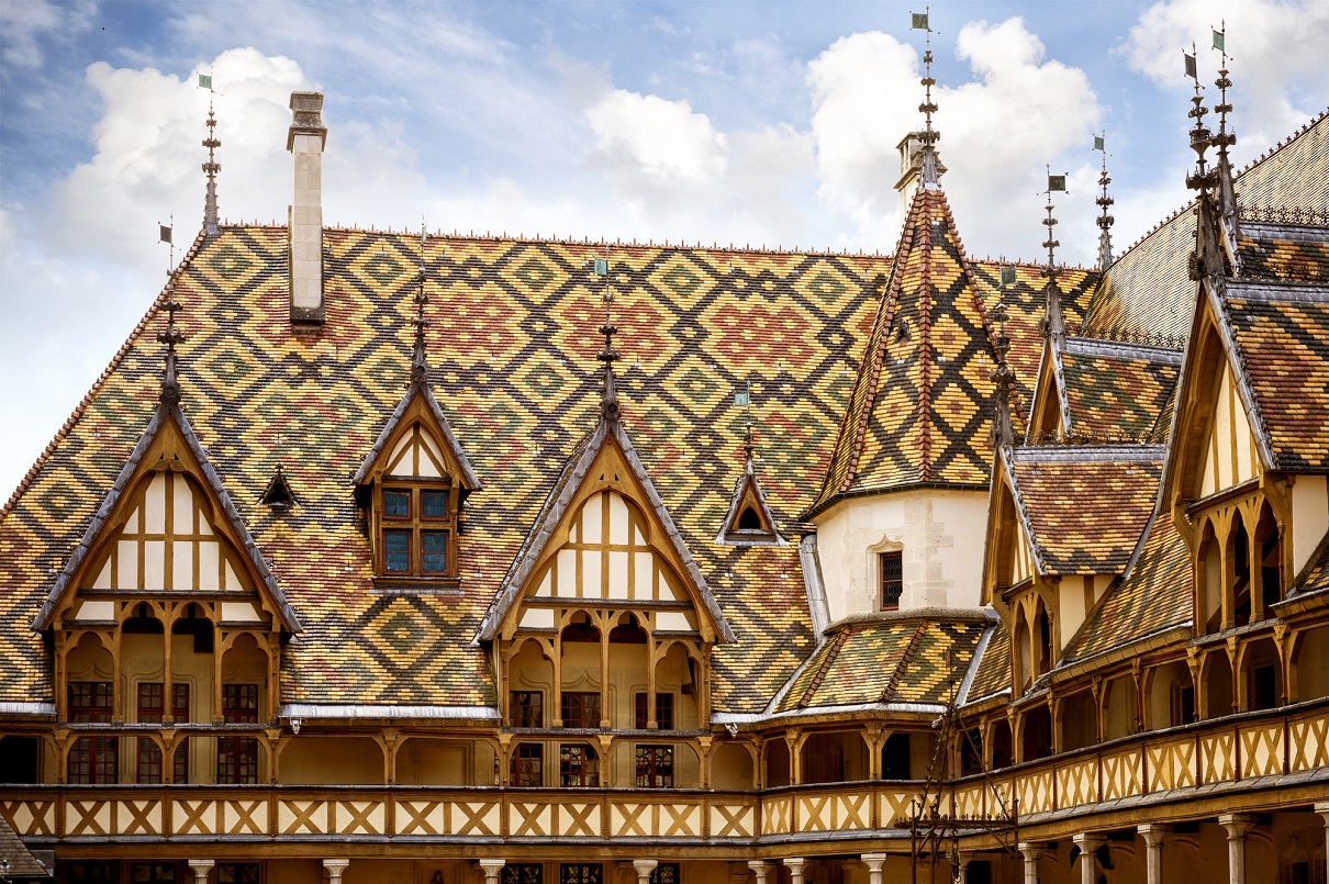 Les Hospices de Beaune sont mémorables ! Depositphotos.com Auteurmassimosanti