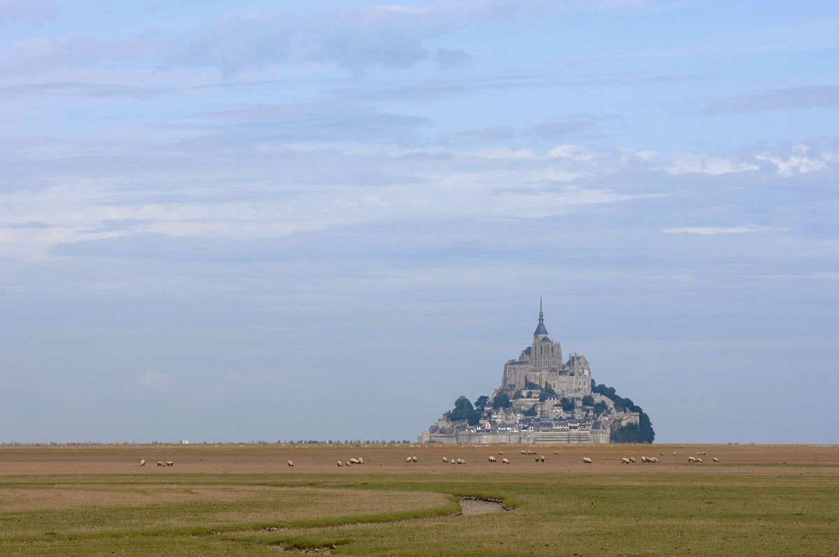 Sur les questions d'accessibilité aux sites UNESCO, le Mont Saint-Michel a mis en place un système de navettes - DR : CMN