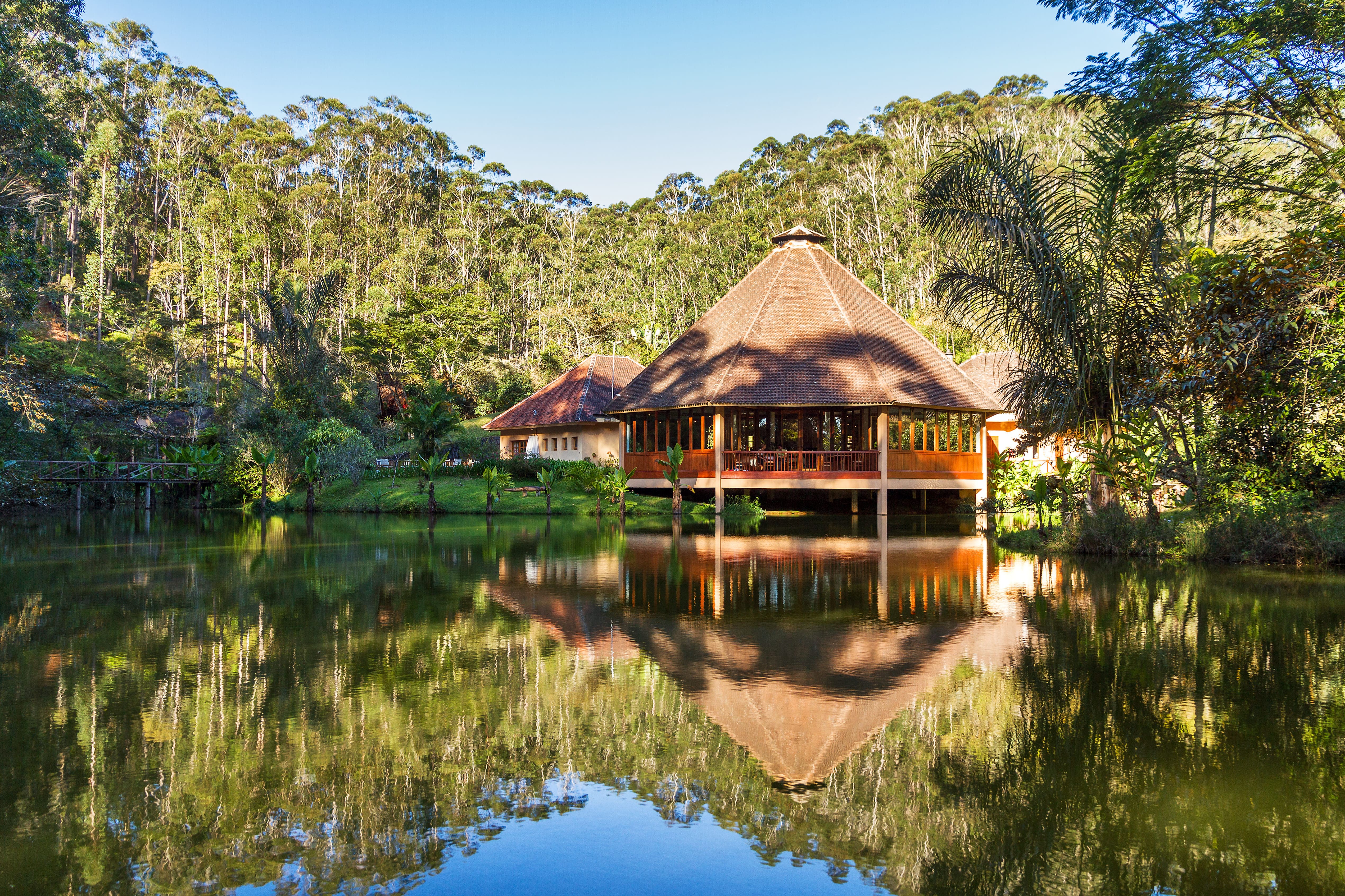 Magnifique lodge dans le parc national Andasibe Mantadia à Madagascar © dennisvdwater - stock.adobe.com