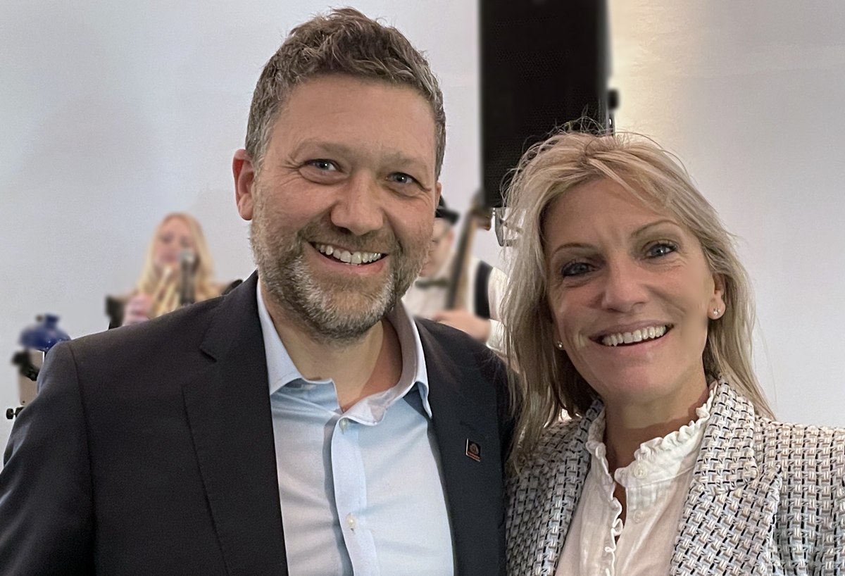 Sophie Baillot avec Angus Struthers, Acting senior vp Cunard /crédit JDL