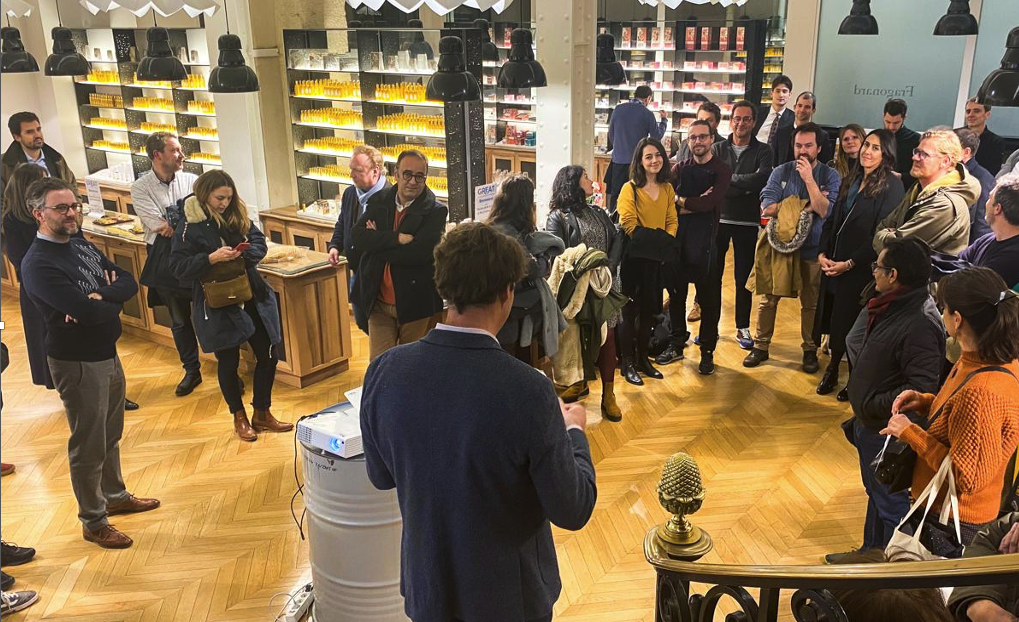 Pierre-Jean Romatet (de dos) présente le Plan d'actions à ses adhérents (©Great France) Pierre-Jean Romatet (de dos) présente le Plan d'actions à ses adhérents (©Great France)