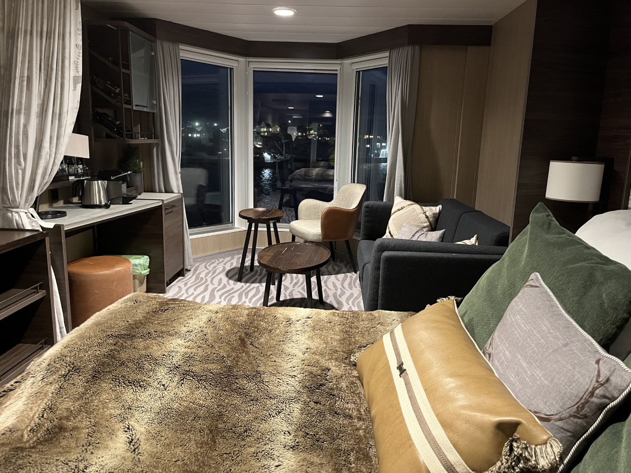 Des cabines toutes simples et aussi des suites plus sophistiquées comme sur cette photo (@PB) Des cabines toutes simples et aussi des suites plus sophistiquées comme sur cette photo (@PB)