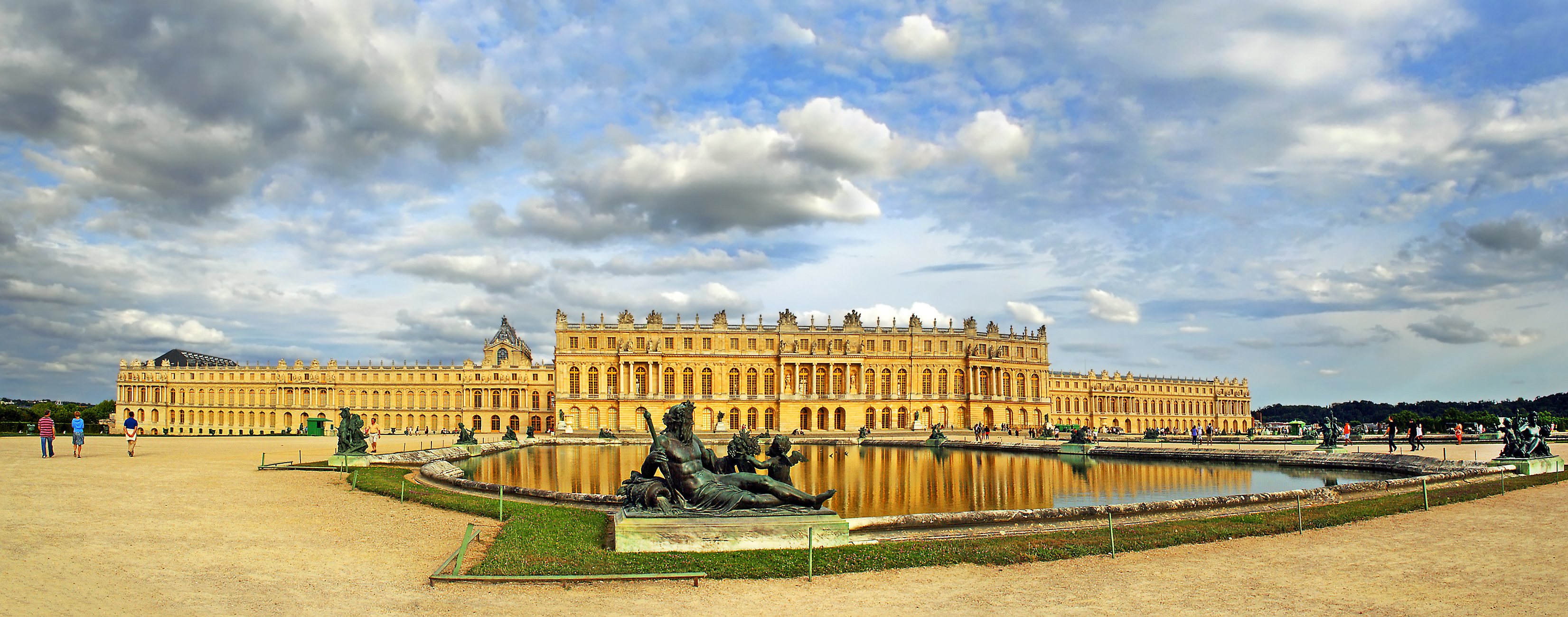 Le château royal de Versailles, France, patrimoine mondial de l'UNESCO © Pecold - stock.adobe.com
