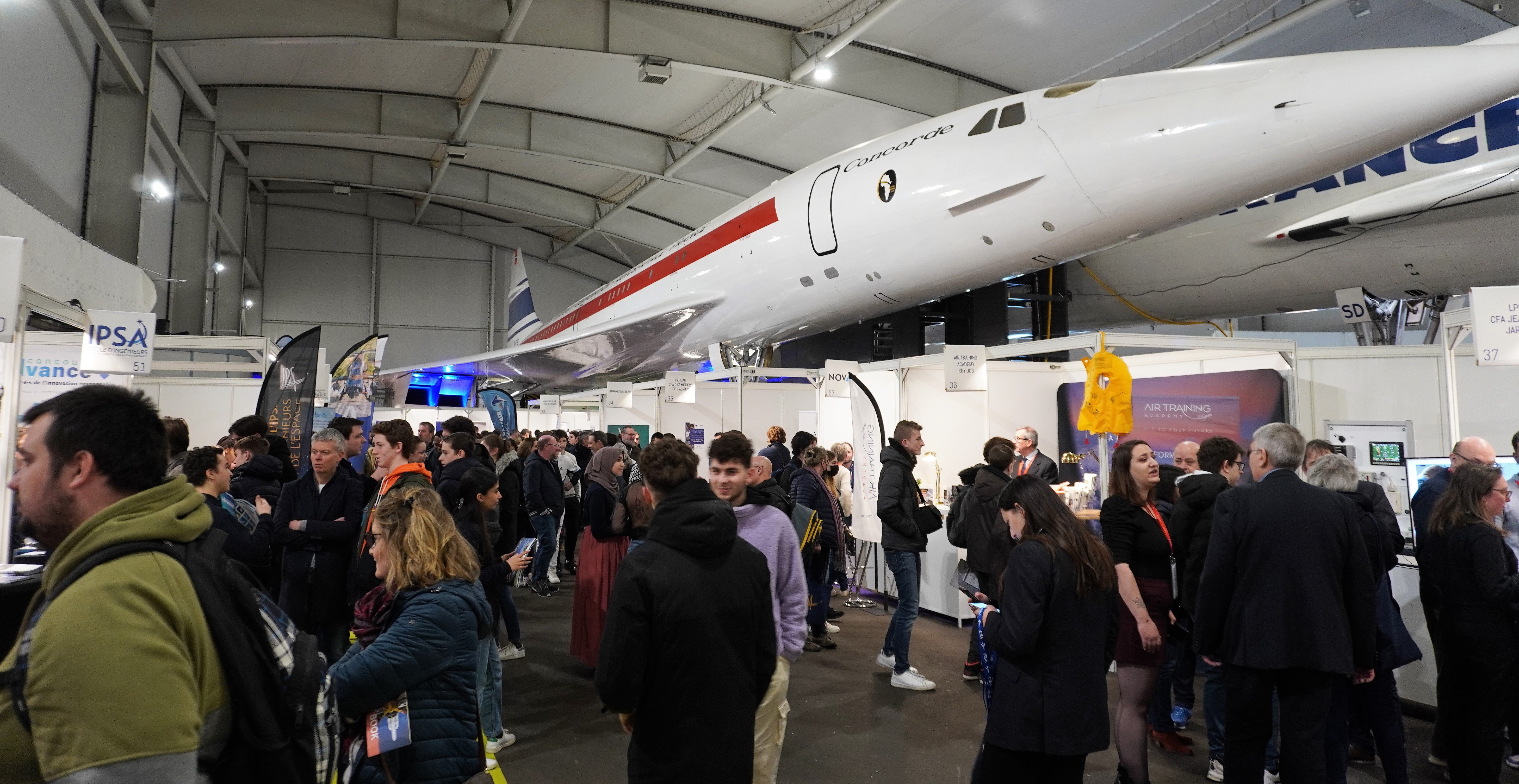 Le Salon des formations et des métiers aéronautiques se tenait au Bourget - DR CH Le Salon des formations et des métiers aéronautiques se tenait au Bourget - DR CH