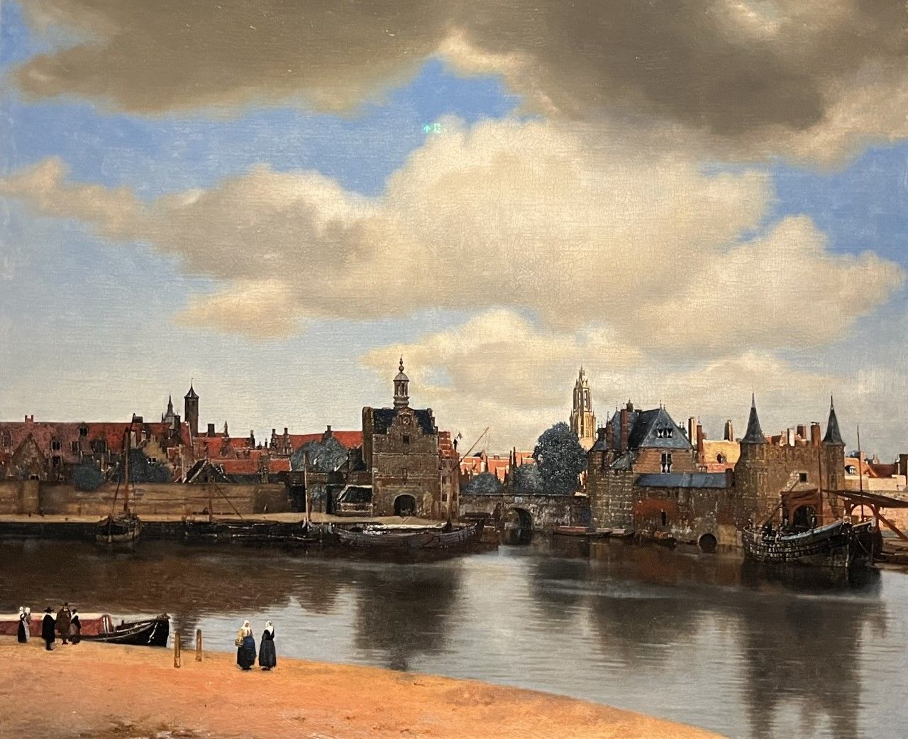 Rendue célébre par un Proust admiratif, cette vue de Delft raconte la ville au XVIIe siècle (@PB)