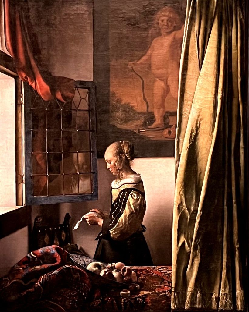 Avec cette "Femme lisant une lettre devant une fenêtre ouverte", Vermeer comme les peintres hollandais de son époque, suggère l'ouverture sur le monde (@PB)