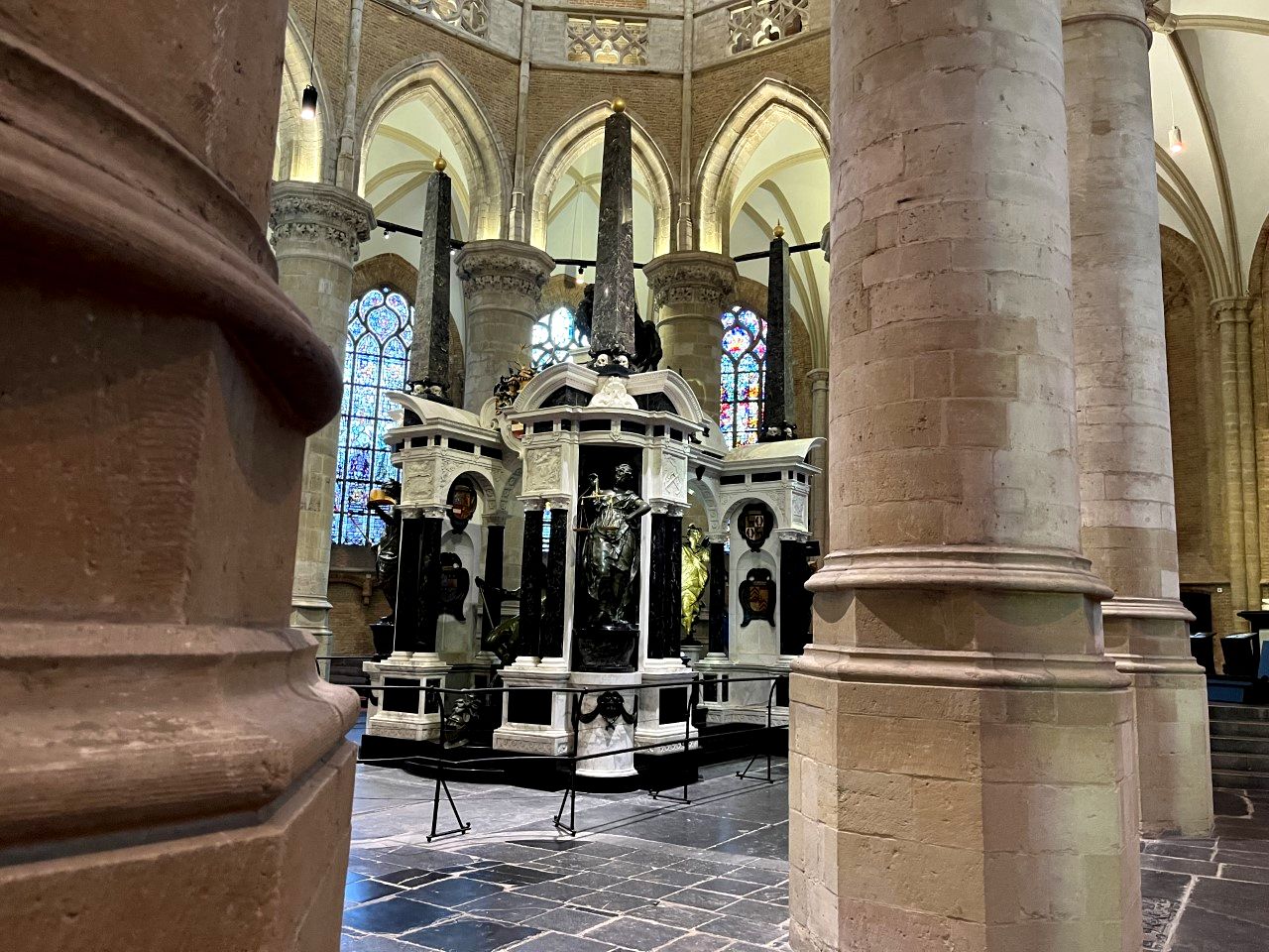 L'imposant mausolée de Guillaume d'Orange, dans le chœur de la Oude Kerk de Delft (@PB)