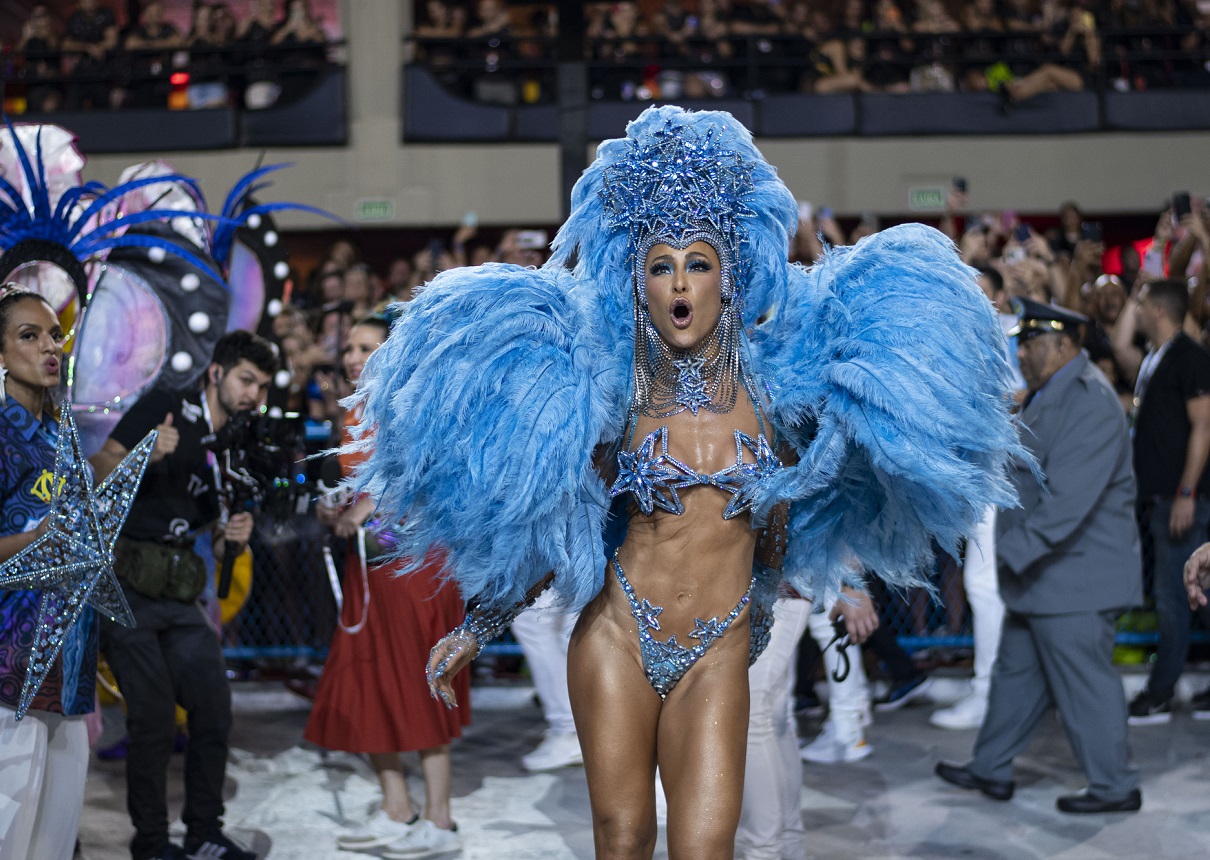Carnaval de Rio : le Brésil retrouve des couleurs bien méritées
