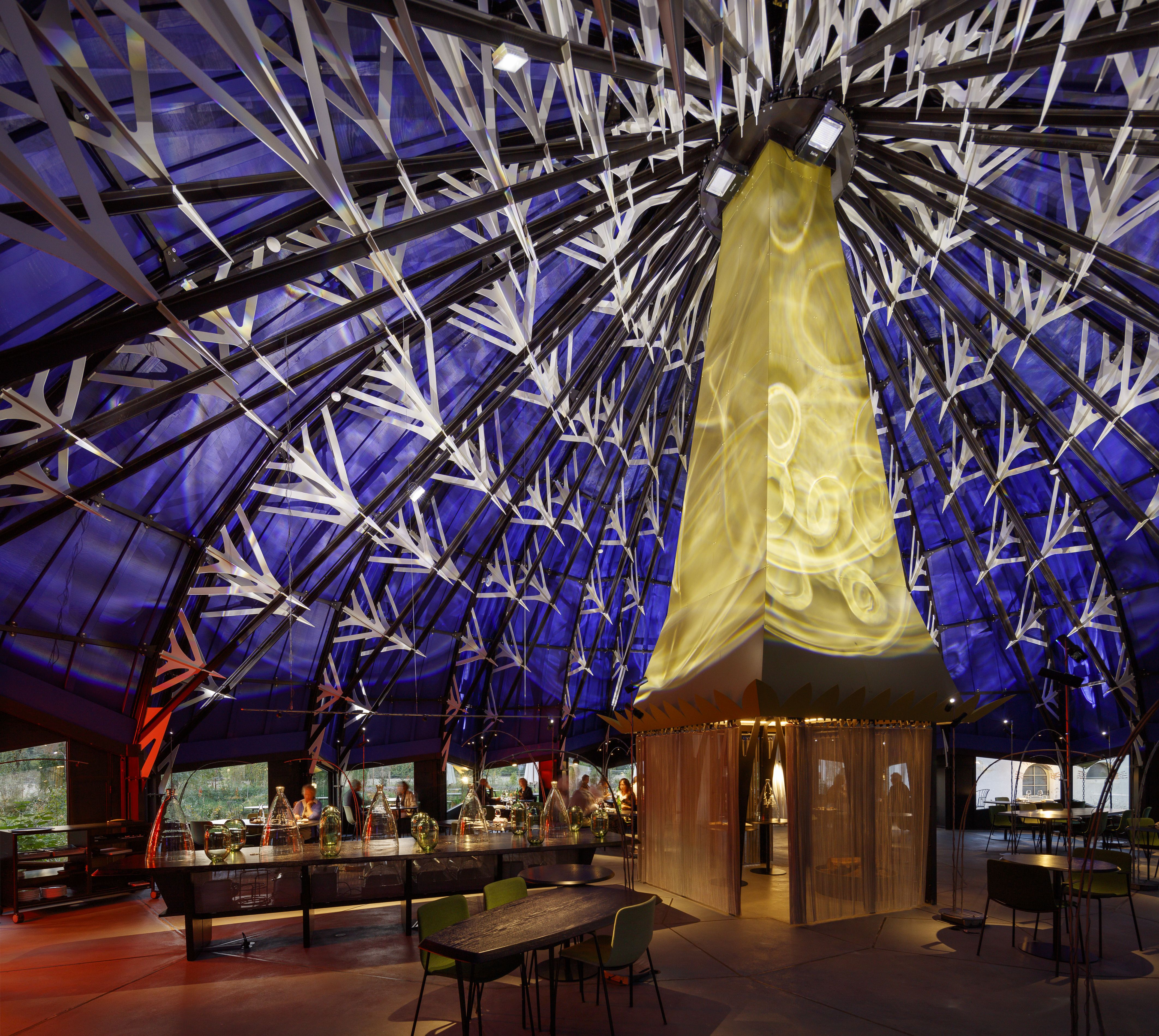 La salle du restaurant  Le Grand Chaume où officie Guillaume Foucault, un chef précédemment étoilé au Pertica à Vendôme (@Eric Sander/Domaine de Chaumont) La salle du restaurant  Le Grand Chaume où officie Guillaume Foucault, un chef précédemment étoilé au Pertica à Vendôme (@Eric Sander/Domaine de Chaumont)