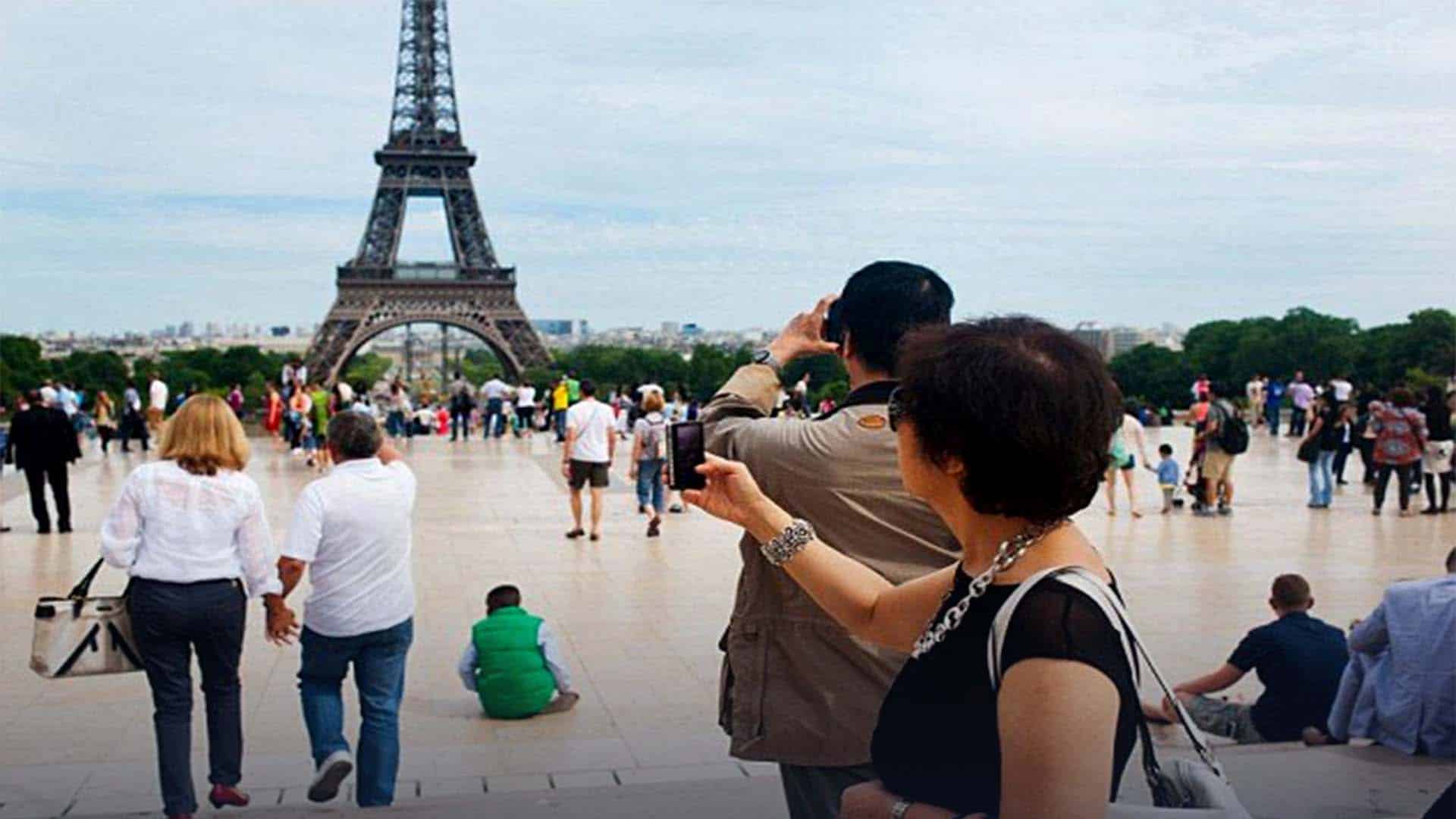 Les visiteurs internationaux encore plus présents - DepositPhotos.com Les visiteurs internationaux encore plus présents - DepositPhotos.com