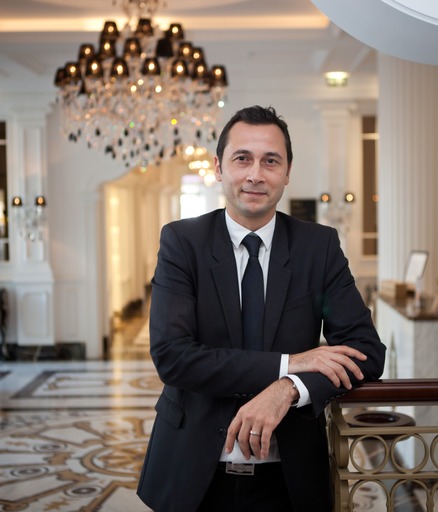 Eric Viale (@IHG Hotels &Resorts) Eric Viale (@IHG Hotels &Resorts)