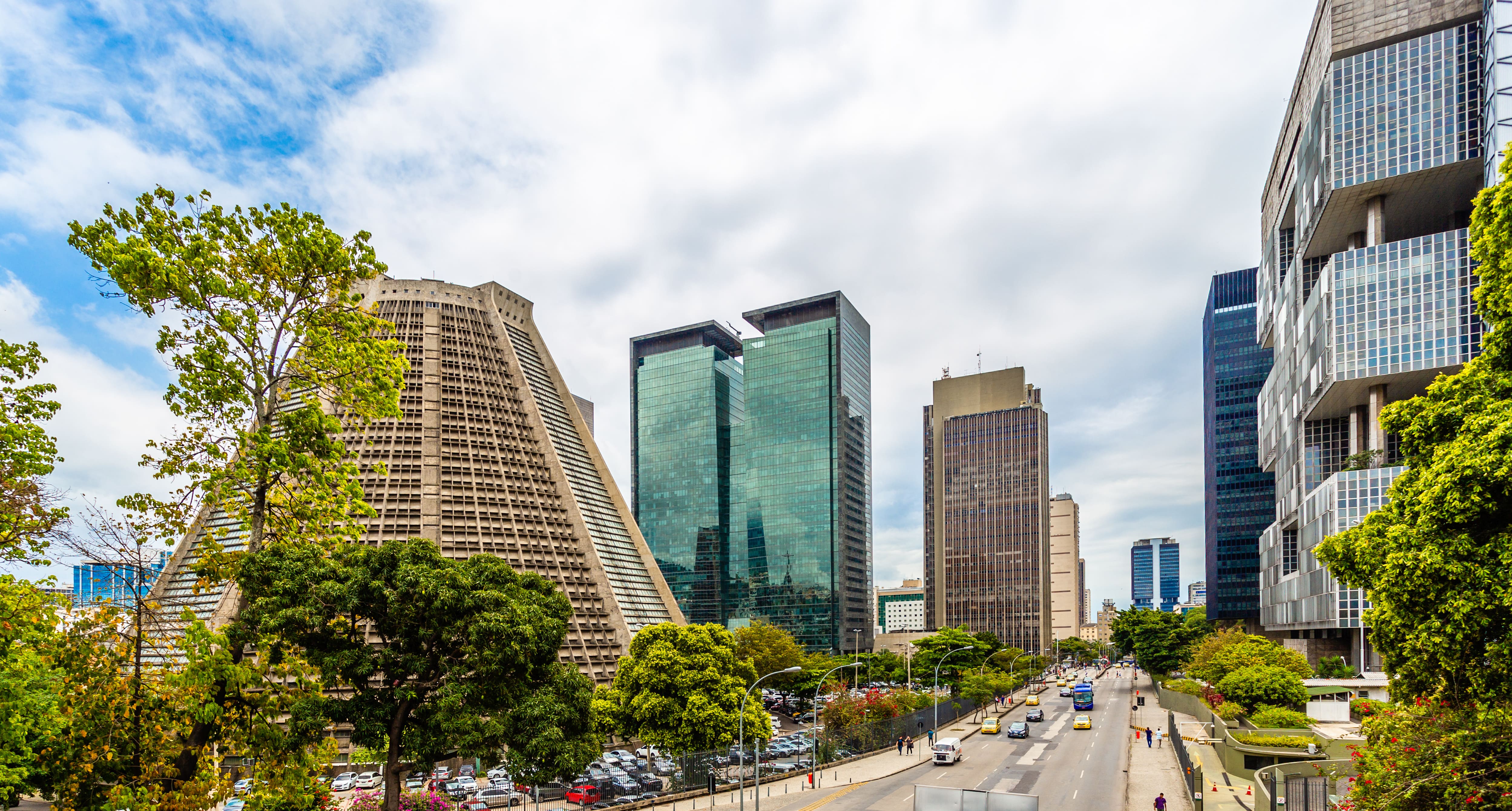 Gratte-ciel modernes bâtiments panorama du centre-ville, Rio de Janeiro, Brésil © vadim.nefedov - stock.adobe.com