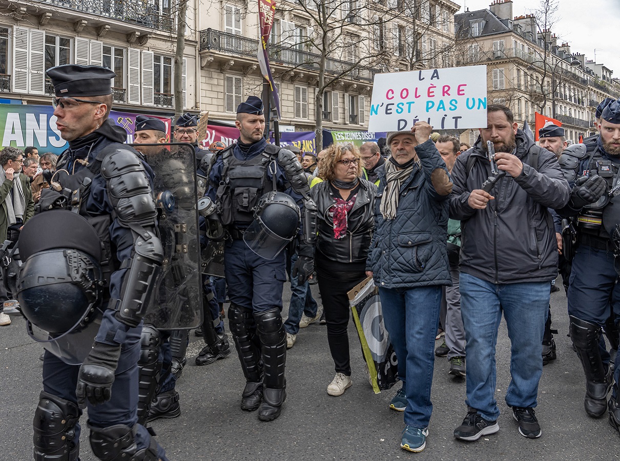 "Les commerçants, restaurateurs et cafetiers sont tenaillés entre le désespoir et l'exaspération," selon Olivia Grégoire - Depositphotos @frlegros