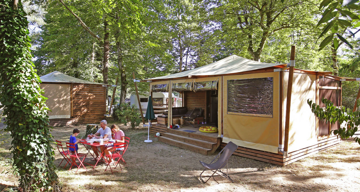 Des acteurs haut de gamme (©Huttopia) Des acteurs haut de gamme (©Huttopia)