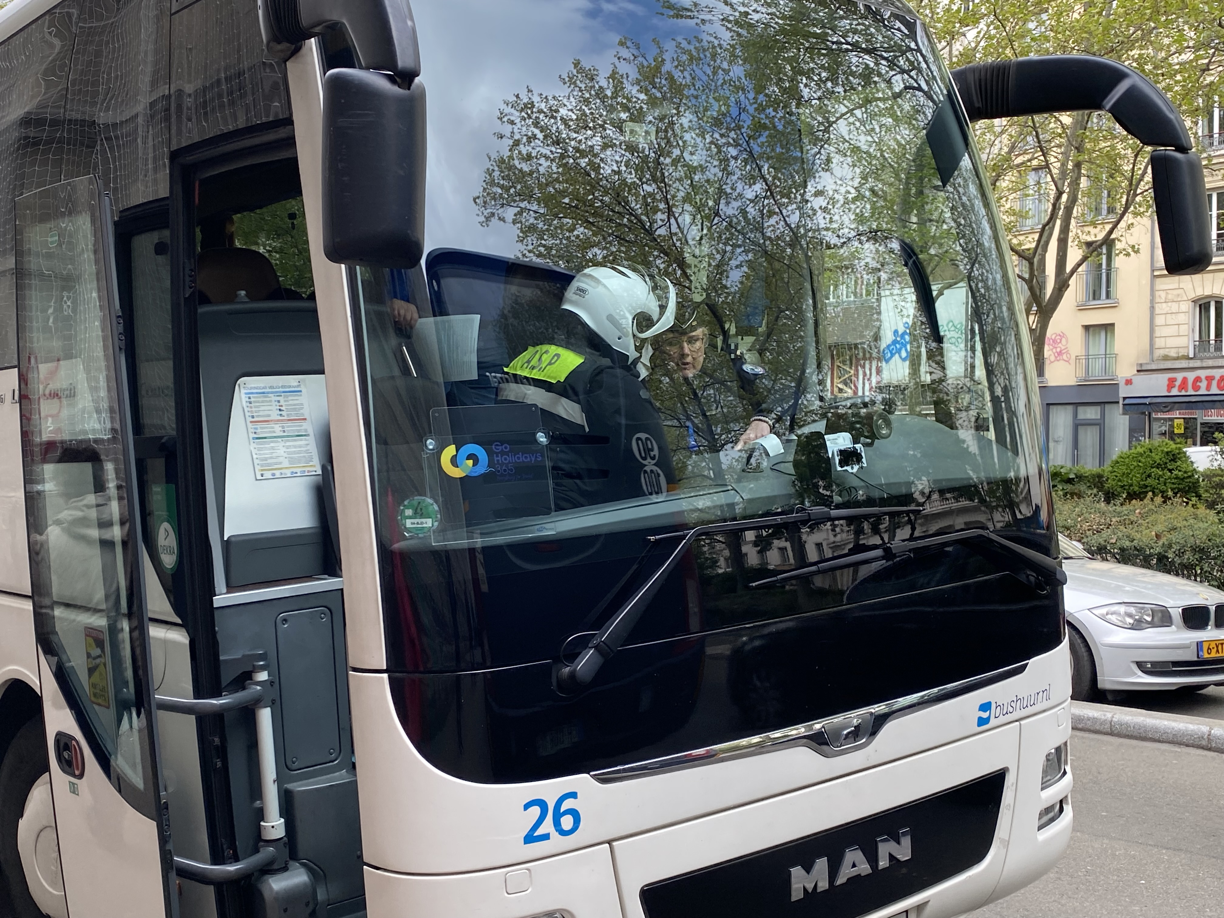 Les autocars devront apprendre à subir plus souvent des contrôles (©BC) Les autocars devront apprendre à subir plus souvent des contrôles (©BC)