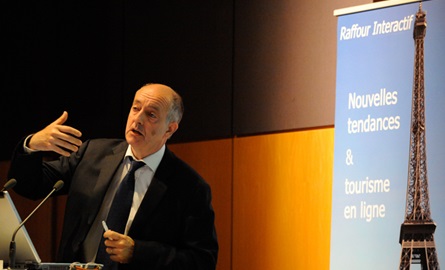 Guy Raffour présent le baromètre 2023 Raffour-Interactif "Courts séjours, Vacances, Nouvelles tendances et E-tourisme" - Photo Raffour Guy Raffour présent le baromètre 2023 Raffour-Interactif "Courts séjours, Vacances, Nouvelles tendances et E-tourisme" - Photo Raffour