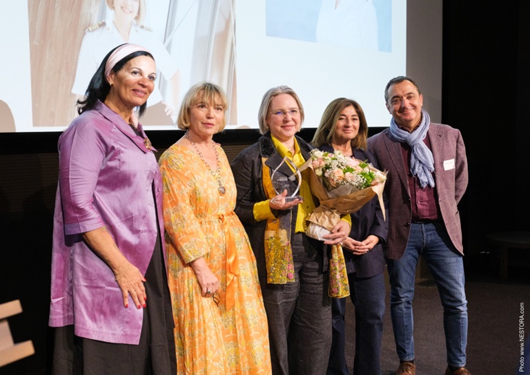 Remise du Trophée Femme Remarquable à Serena Melani, la Commandante d’Explora I - Photo Alexandre Nestora