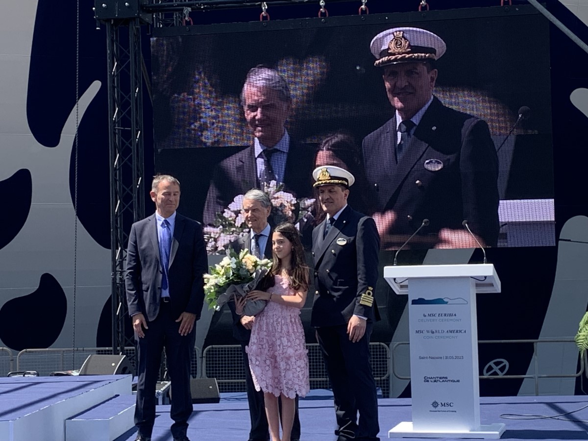 Moment d'émotion lors de la livraison à Saint-Nazaire du MSC Euribia qui s'apprête à prendre la direction de Copenhague. @David Savary