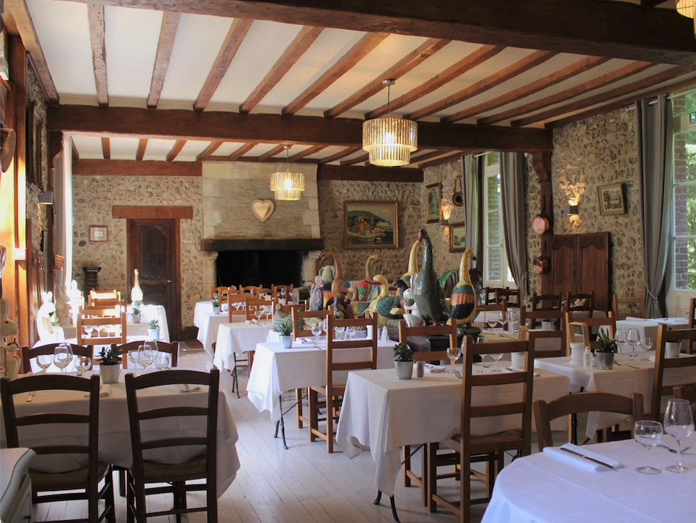 Restaurant du Logis La Grande Ferme à Honfleur (©Logis)