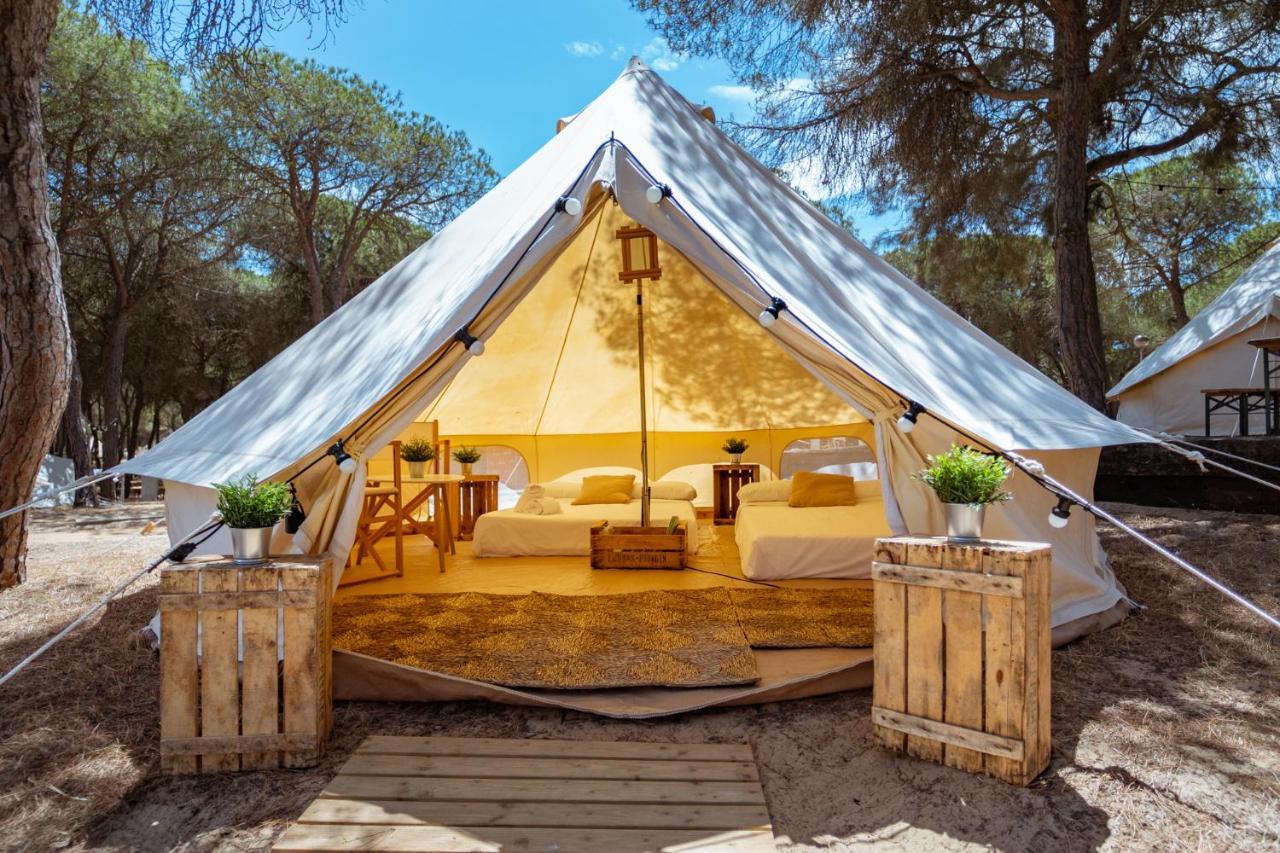 Des tentes inspirées des safaris africains (©Kampaoh)