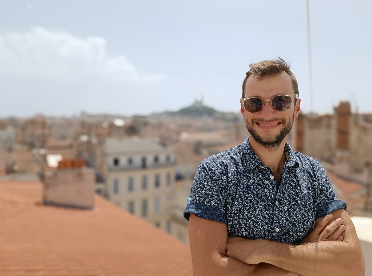 "à l'avenir peut être que de posséder un bateau électrique offrira plus de droits" selon Esteban Naegel, le responsable des ventes de Click&Boat - DR "à l'avenir peut être que de posséder un bateau électrique offrira plus de droits" selon Esteban Naegel, le responsable des ventes de Click&Boat - DR