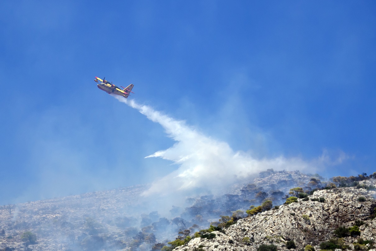 Incendies Grèce, Tenerife : les destinations touristiques n'ont pas été épargnés par les feux cet été - Depositphotos.com Auteur 008Melisa