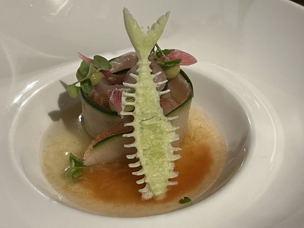 Le carpaccio de sériole à la courgette est aussi beau à voir que bon à manger (Photo PB)