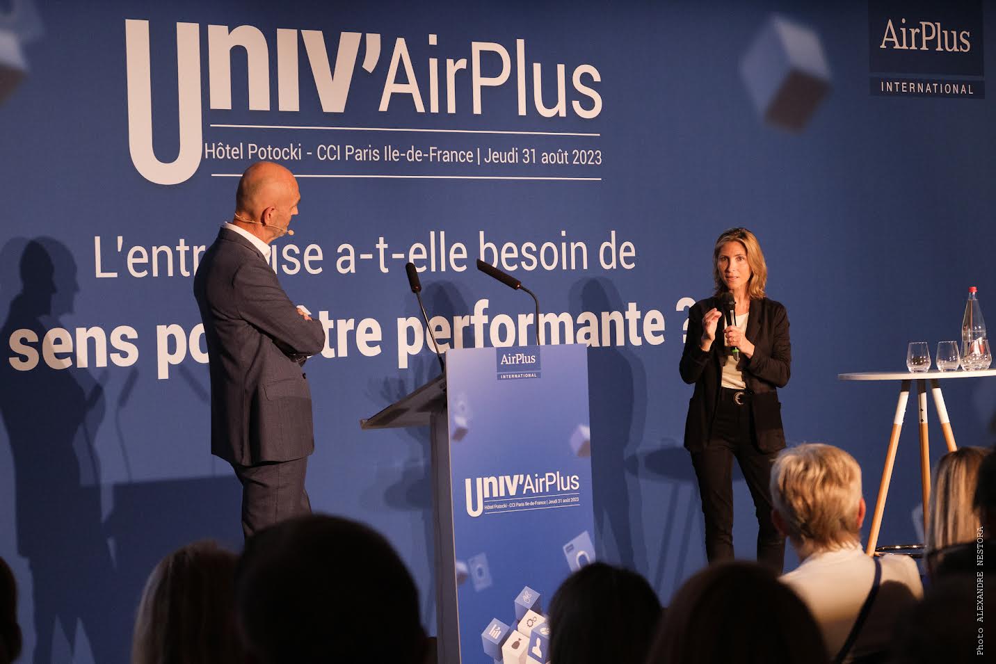 Convention Airplus : la philosophe Julia de Funès travaille depuis des années sur le monde de l'entreprise. @Alexandre Nestora