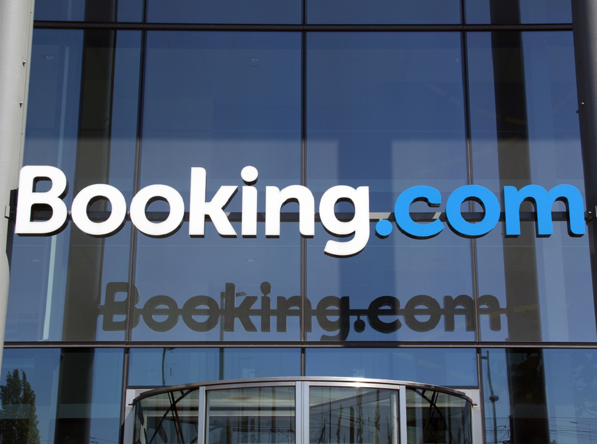 Booking.com a annoncé prolonger son contrat avec eTraveli - Depositphotos @Joeppoulssen