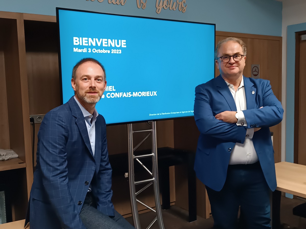 Frédéric Miel, Directeur Distribution, Entreprises et Agences de voyages de TGV-INTERCITÉS et Guillaume Confais-Morieux, directeur marché Agences de Voyages à la SNCF, ont animé une conférence de presse le 3 octobre 2023, premier jour de l’IFTM Top Resa. -CL