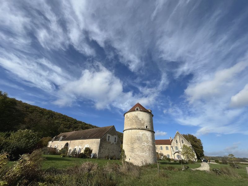 L'abbaye de Reigny, un cadre exceptionnel pour des séminaires (© Paula Boyer)