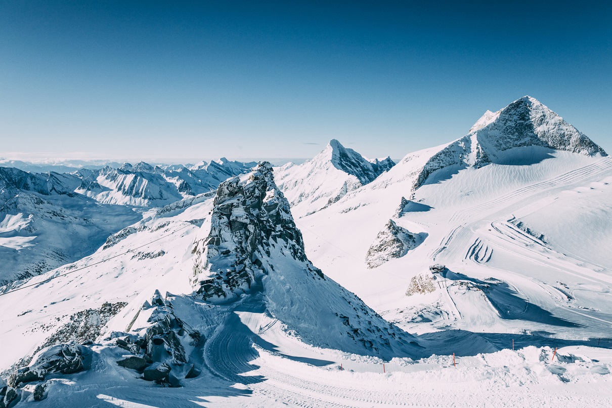 La Compagnie des Alpes et Travelski - Photo : Depositphotos.com