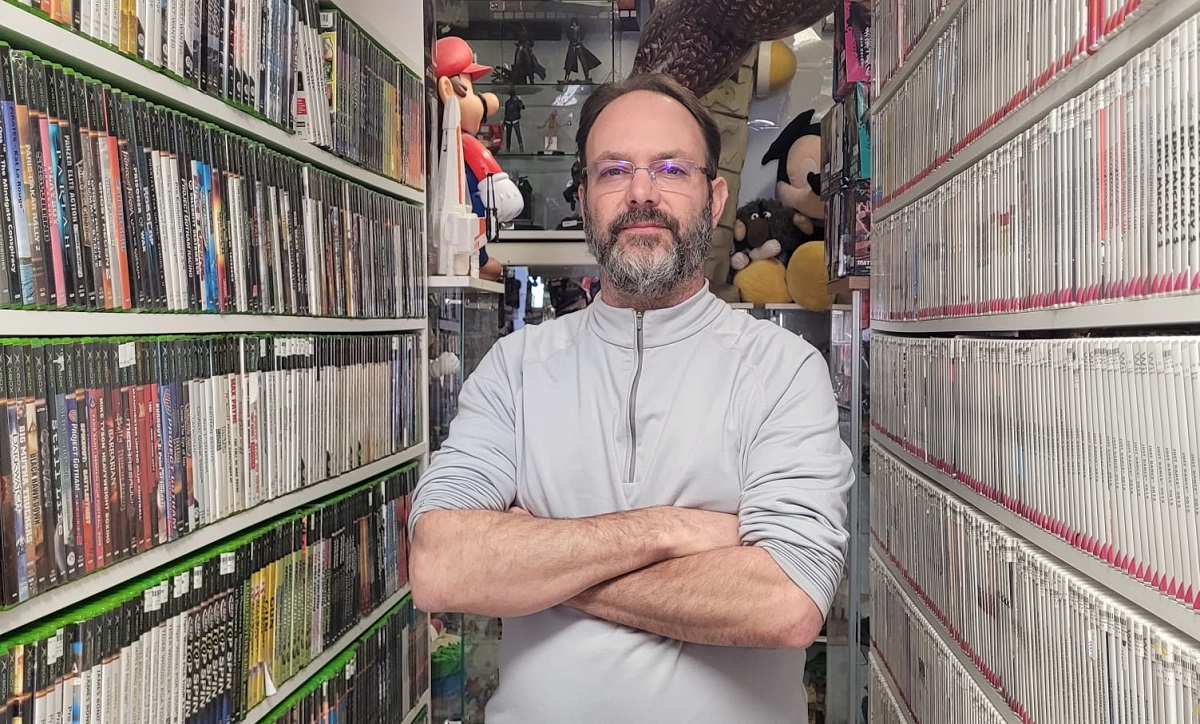 Ludovic Charles possède une collection de 2 200 consoles de jeux vidéo - DR : A.B.