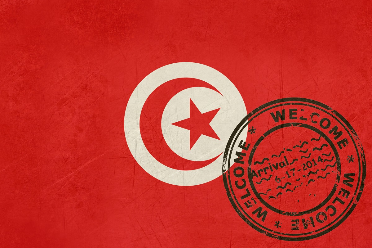 Carte d'identité ou passeport pour voyager en Tunisie ? Il est fortement recommandé d'être muni d'un passeport en cours de validité, la tolérance pour voyager avec une carte d'identité est levée - Depositphotos.com Auteur speedfighter17 Carte d'identité ou passeport pour voyager en Tunisie ? Il est fortement recommandé d'être muni d'un passeport en cours de validité, la tolérance pour voyager avec une carte d'identité est levée - Depositphotos.com Auteur speedfighter17
