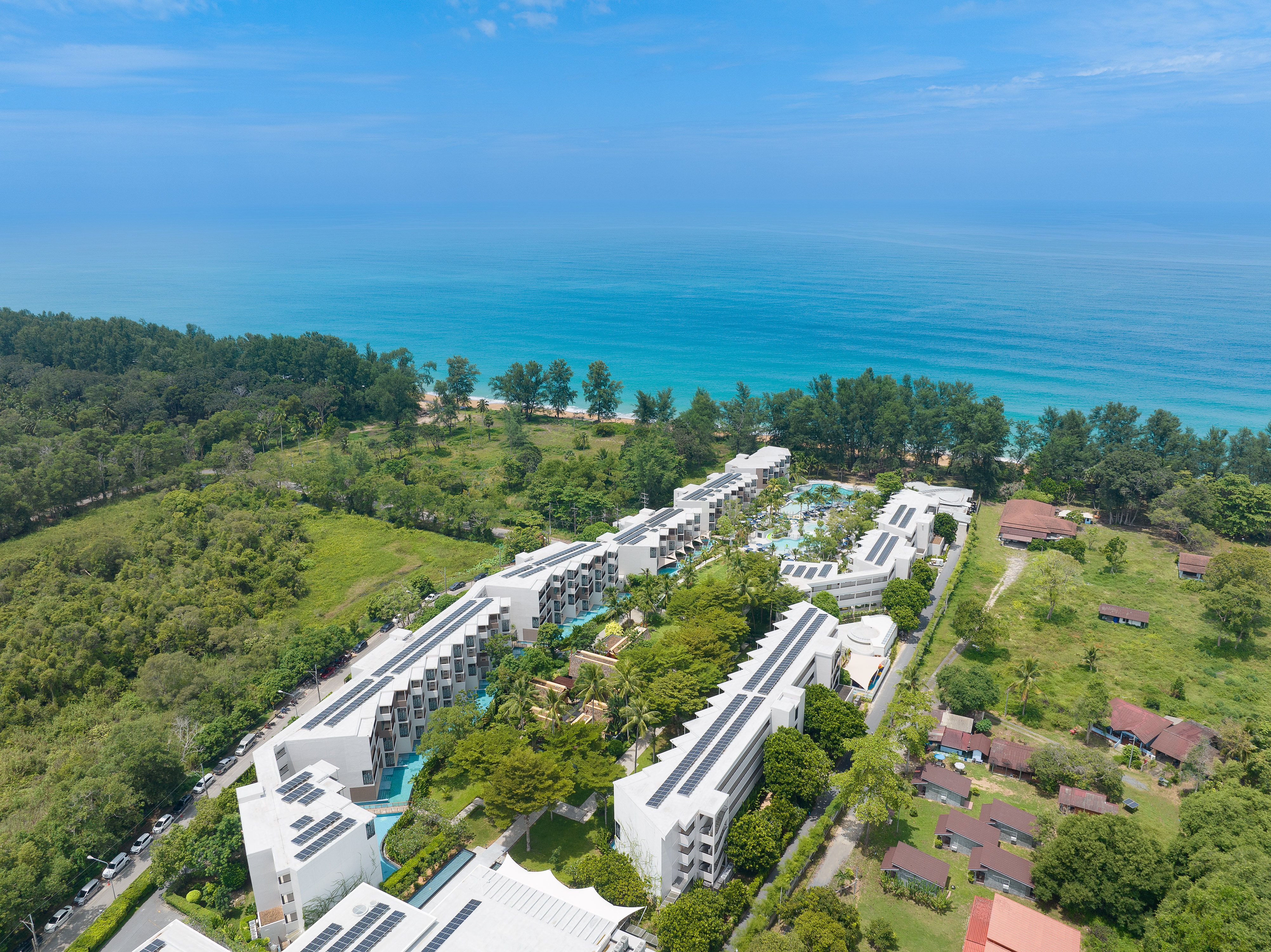 Vue aérienne du Méridien Phuket Mai Khao Beach Resort ( © Méridien Phuket Mai Khao Beach Resort)