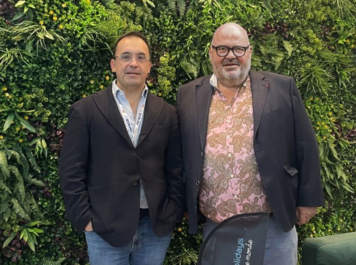 "Nicolas Delord a fait un formidable travail dans le Groupe et a été très efficace sur la digitalisation de l’offre et la mise en place d’une équipe dédiée au web" selon Michel Salaün - Crédit photo : Compte Linkedin Salaün Holidays "Nicolas Delord a fait un formidable travail dans le Groupe et a été très efficace sur la digitalisation de l’offre et la mise en place d’une équipe dédiée au web" selon Michel Salaün - Crédit photo : Compte Linkedin Salaün Holidays