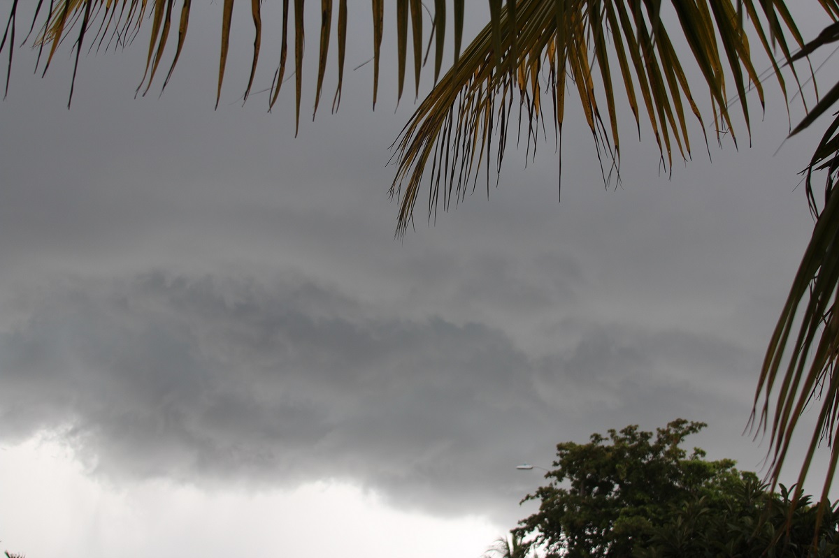 Cyclone Ile Maurice : l'aéroport pourrait rouvrir vers 16h - Depositphotos.com photo non contractuelle