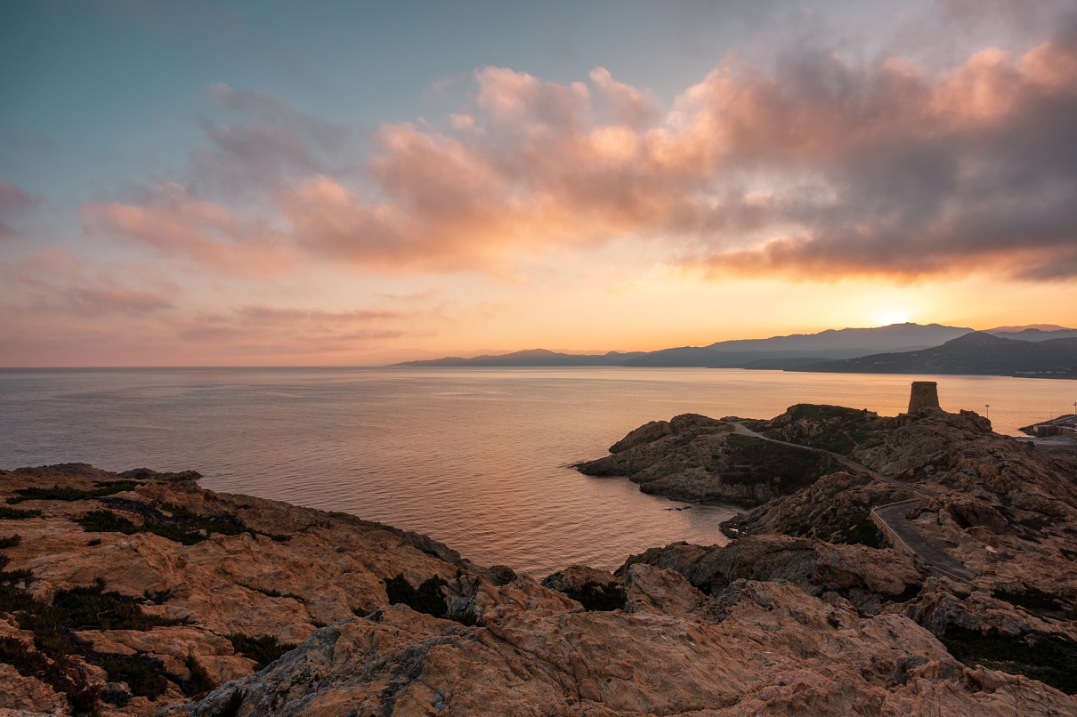 Nouvelle traversée en Méditerranée : Toulon à l'Île Rousse - Photo : Depositphotos.com