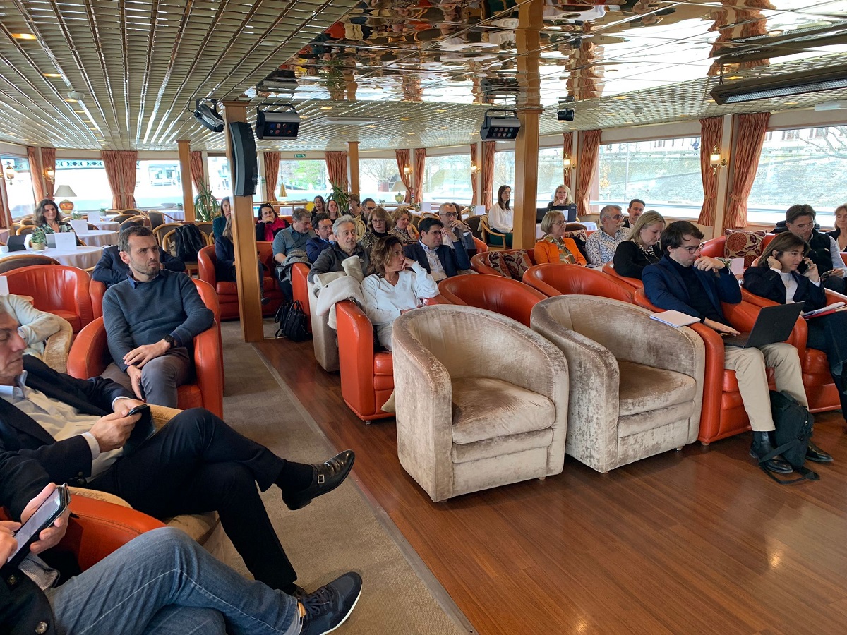 Une partie des participants de cette première Confluence du Tourisme - Photo CE