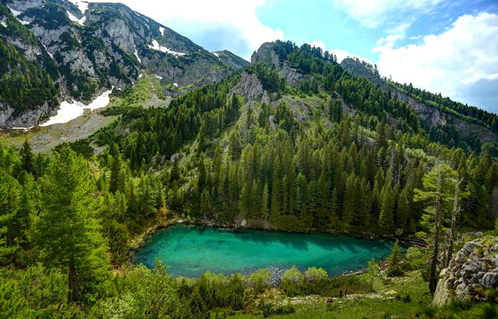 Liqenat © Breathe in Travel